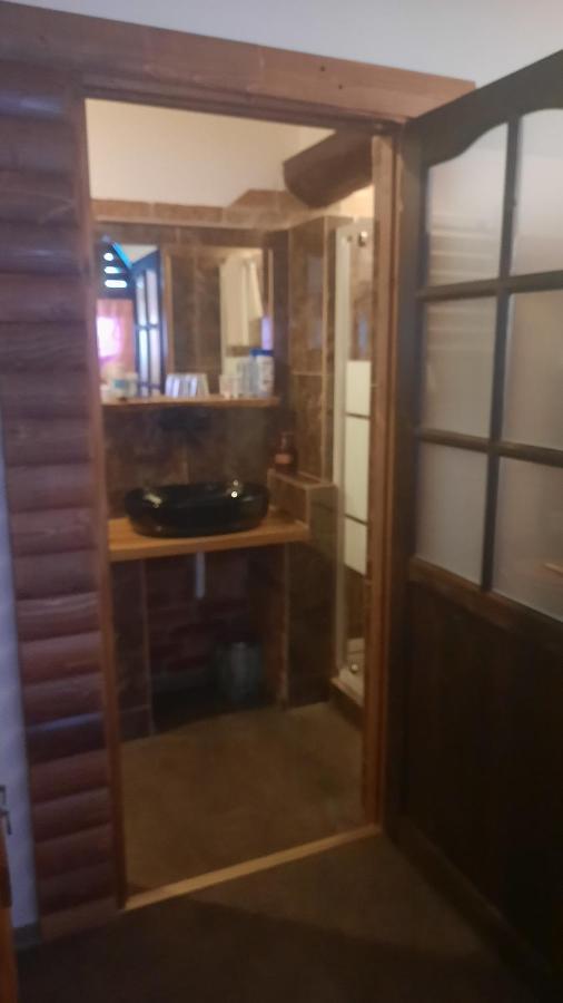 Kontra Szallashely Sándorfalva Exteriör bild